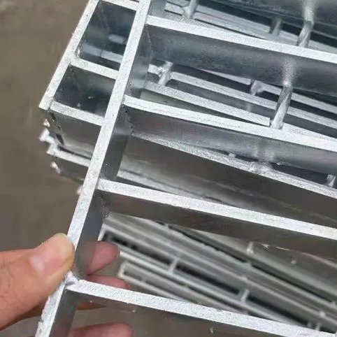 Factory Best Price Customized Iron Driveway Drain Grates Galvanized Stainless Steel Grating Cover Drainage Ditch