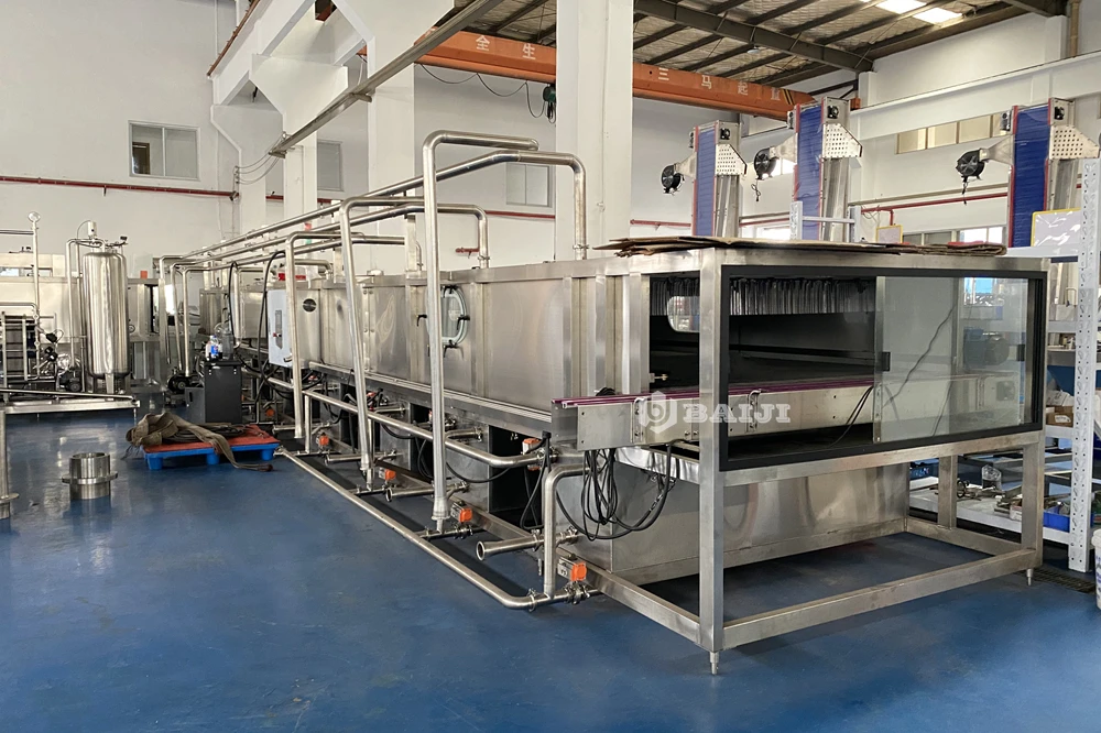 Automatic small bottle monoblock 3in1 concentrate juice filling and capping machine