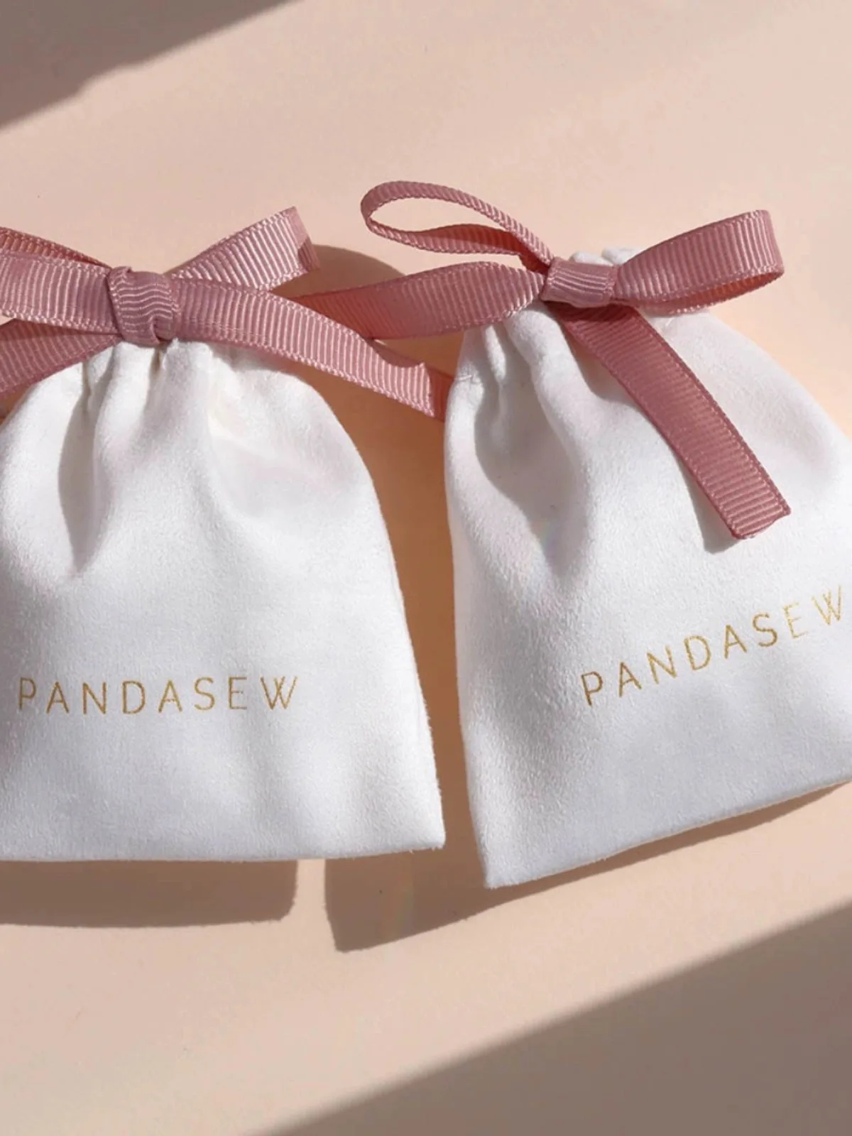 Customized Velvet Drawstring Bag Ribbon Bowknot Jewelry Packaging Bag Puff Silver Storage Bag