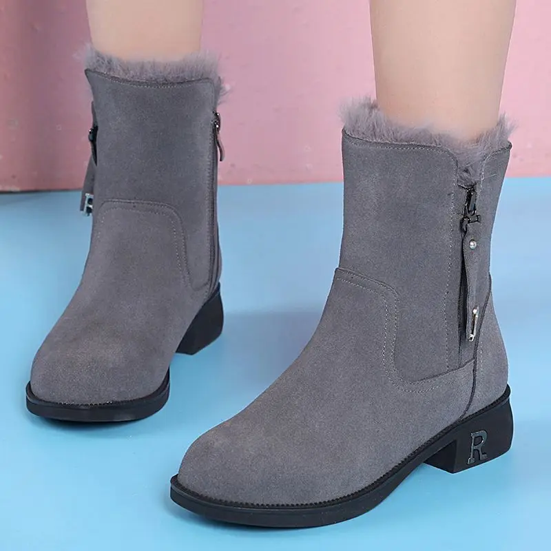 Women Boots 2024 New Arrivals High Quality Oversized Winter Boots For Women Fashion Casual Hot Sale Trendy Womens Winter Boots