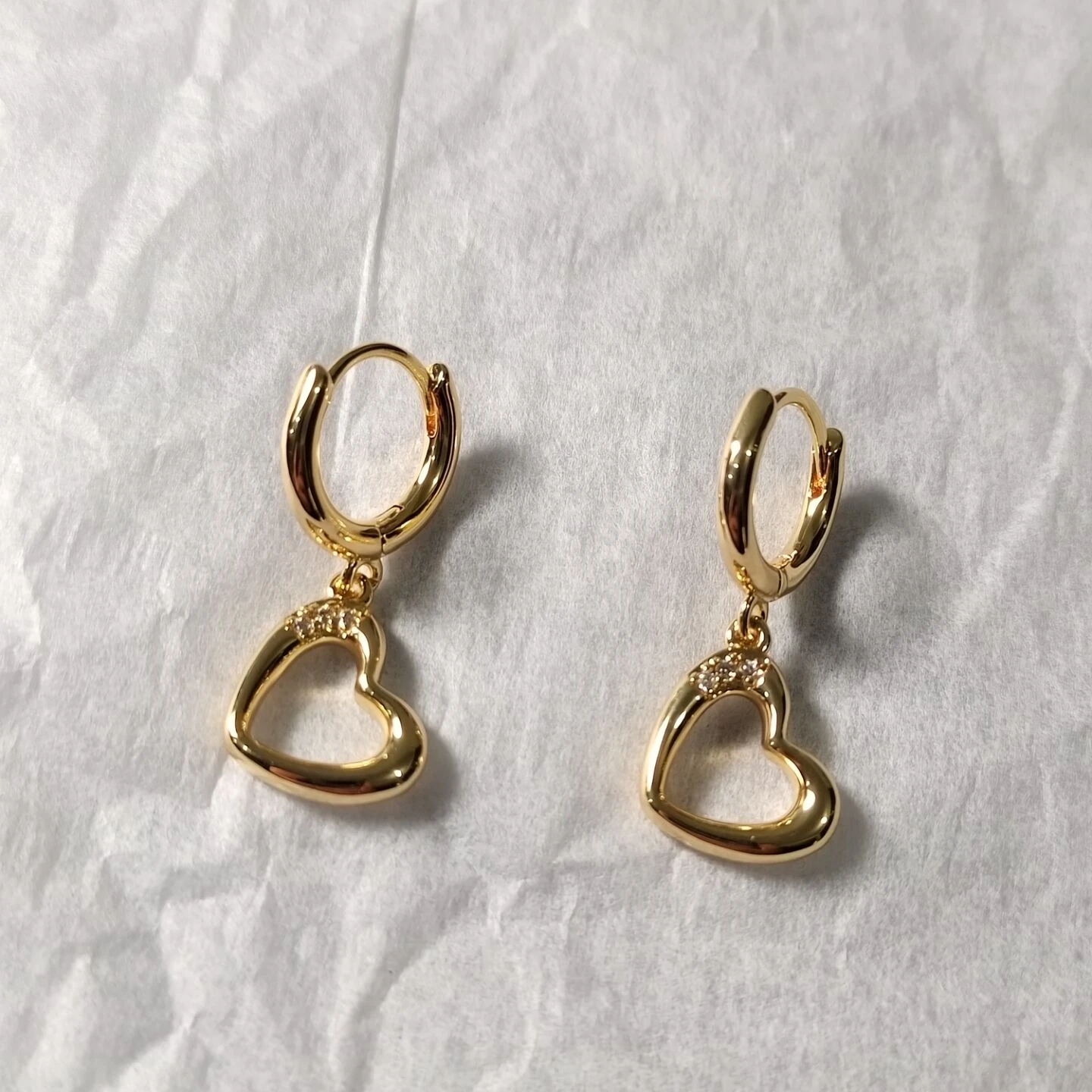 In stock 2022 new arrival heart infinity moon star bee cross 18 k gold plated hoops earrings for women