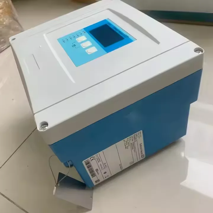 Ультразвуковой датчик уровня E + H Prosonic S FMU90