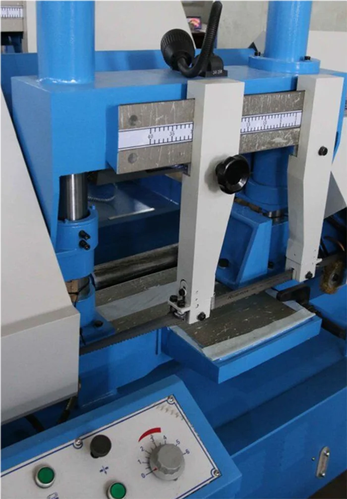 Sawing machine manufacturer supplies GB4220 full-automatic CNC sawing machine with automatic feeding and no manual operation