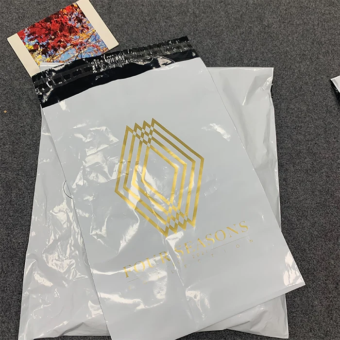 customized mailing bags 2020 wholesale custom plastic mailing bag high quality poly mailers shipping plastic bags for clothing
