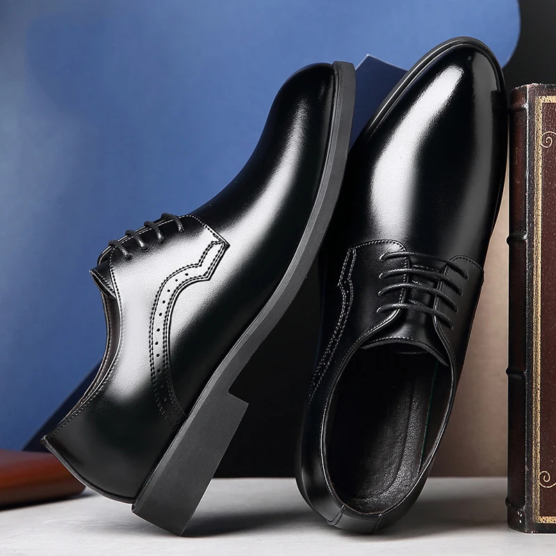 2020 Handmade Classical Italian Shoes Men Genuine Leather Italian Carved Wedding Mens Dress Shoes for Business