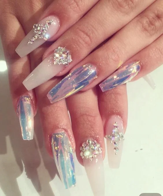 Акриловые ногти, искусственные ногти, французские драгоценные камни, вышитые ногти