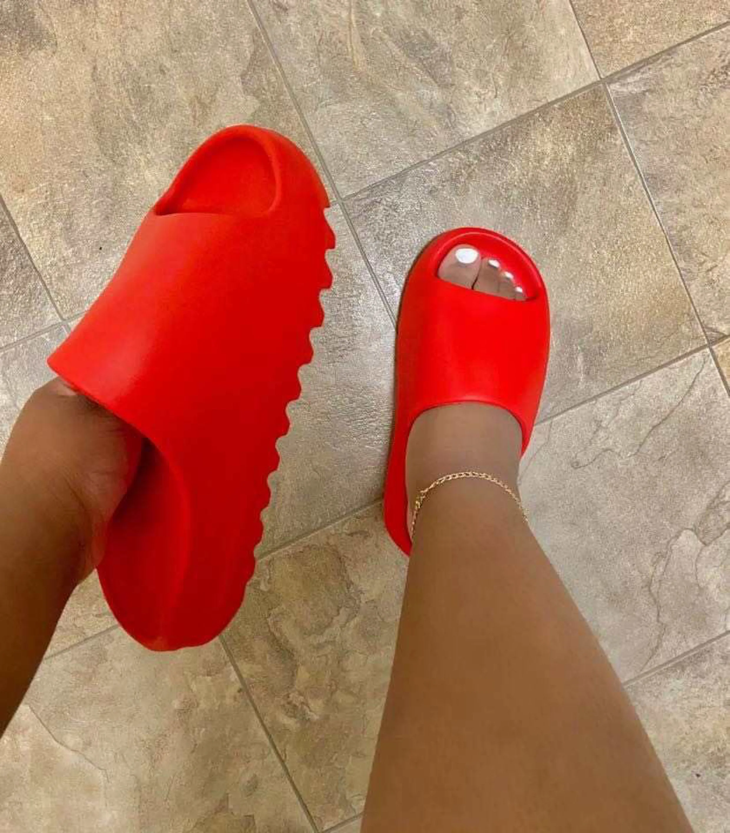 14 kinds of color yeezy slipper for ladies fashion EVA slide footwear brand rubber yeezy shoe sandal blue purple orange red pink