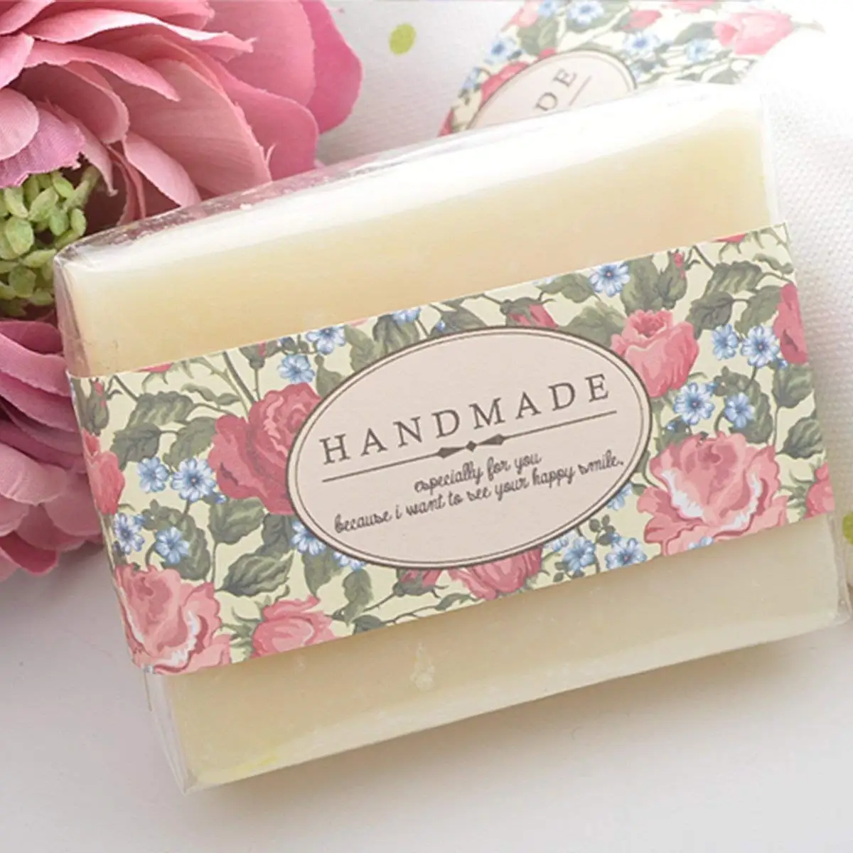 Wholesale elegant floral handmade soap with a variety of fragrance options