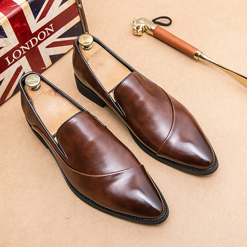 2023 Wholesale New Fashion Business Casual Shoes Lightweight Men's Dress Shoes Slip On Loafers Formal Leather Shoes For Men