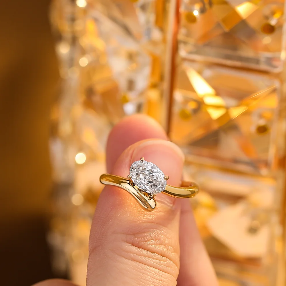 Diamond Solitaire Engagement Ring 1.1ct  classical four claw vintage style Oval 18K White Gold ring