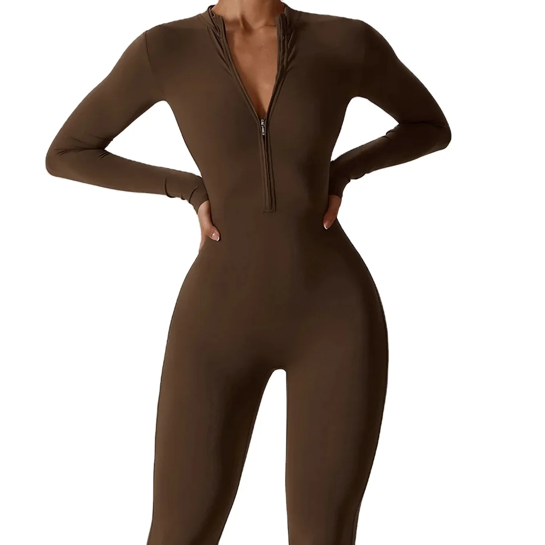 Женские спортивные костюмы для занятий фитнесом и йогой