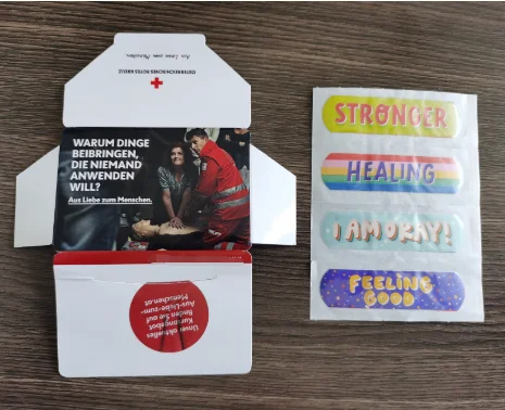 Cartoon adhesive bandage PE Material Waterproof Cartoon Wound Plaster packing in paper box