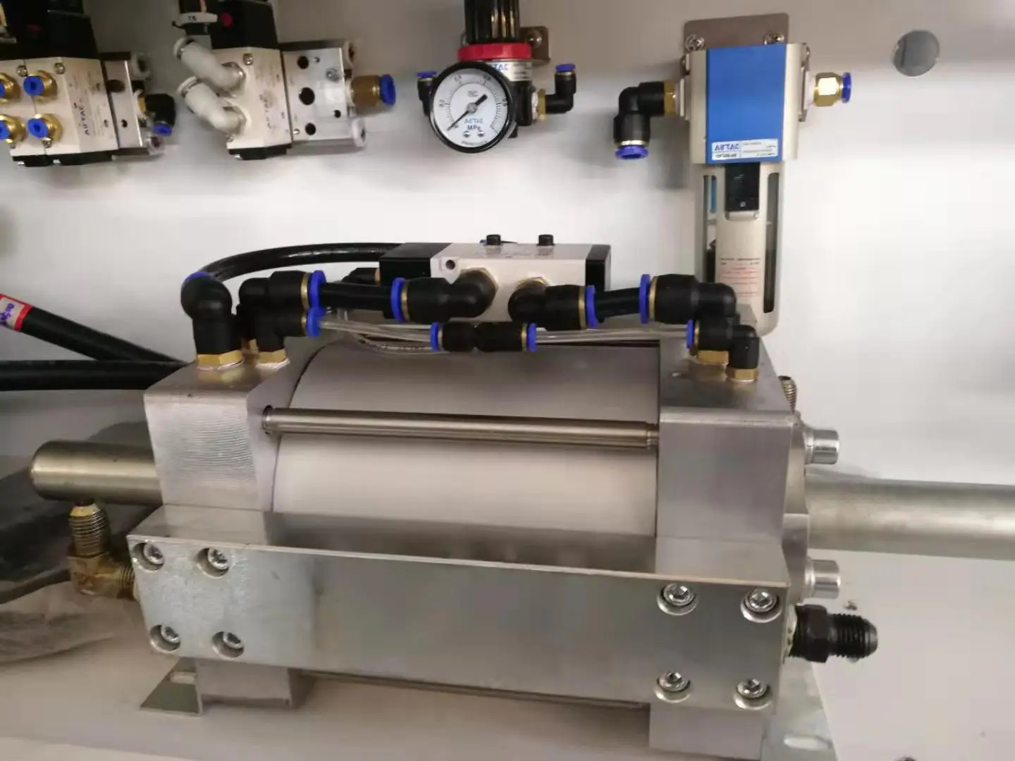 State-of-the-Art Butyl Coating Machine for Insulating Glass Units