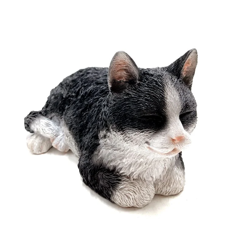 Wholesale  resin sculptures  for cat lovers  for sale cute tabby cat animals