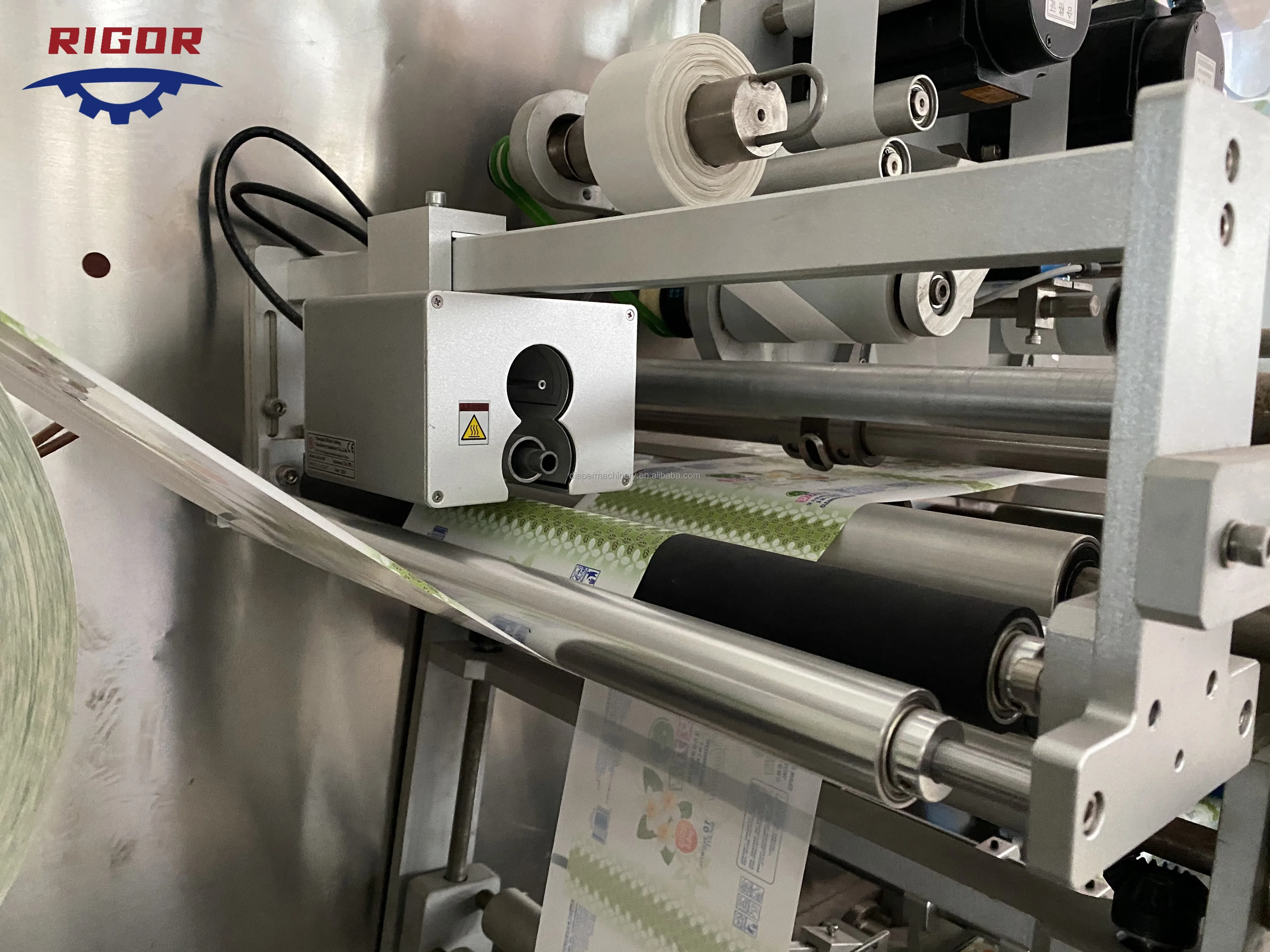 Baby Wipes Making Machine Automatic Manufacturing Machine Manufacturing Machine