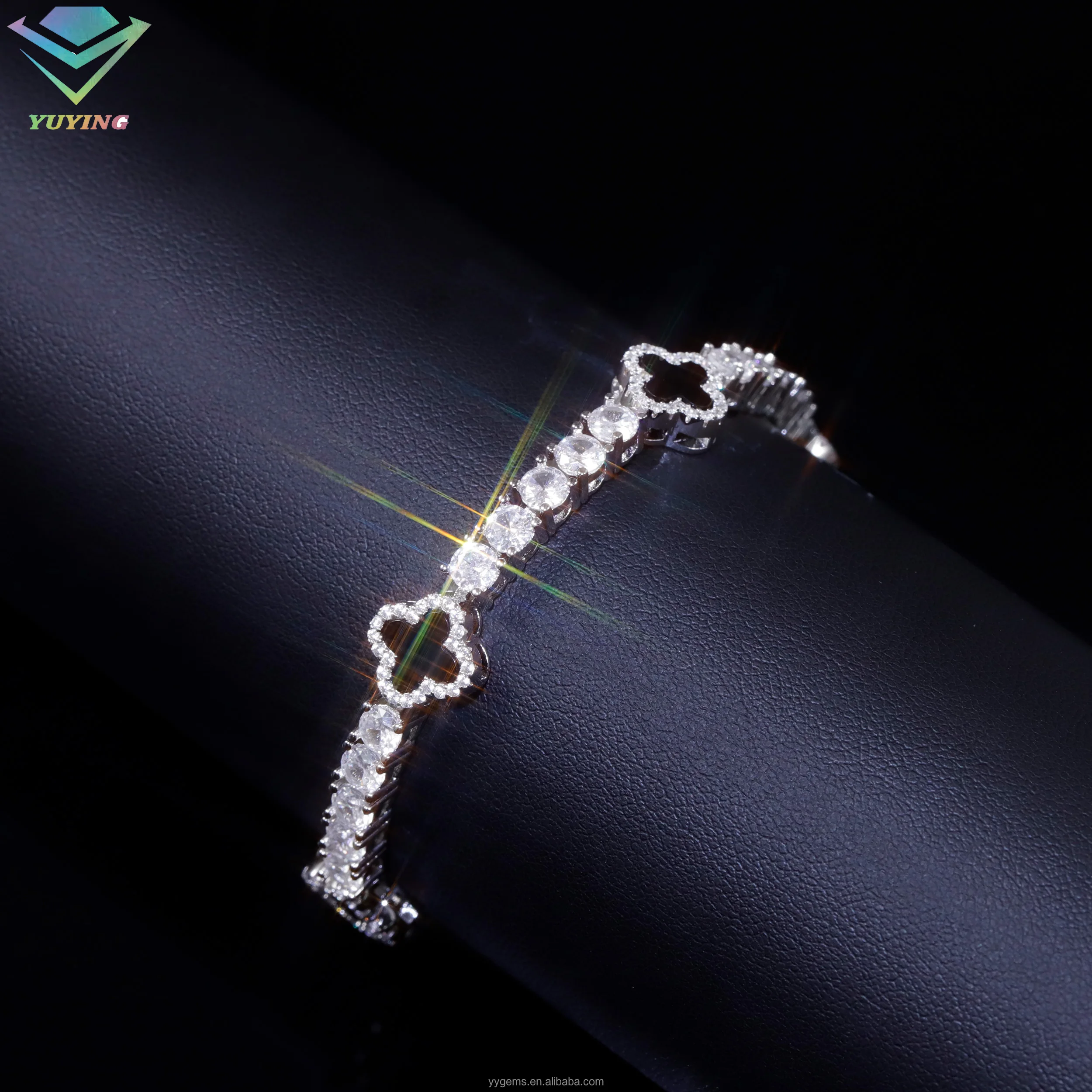 Yu Ying four leaf clover agate with vvs moissanite Bracelet S925 Silver Moissanite Cuban link Chain Bracelet Jewelry