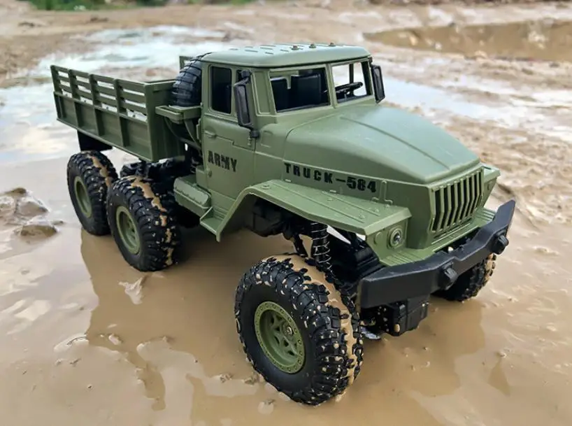 1:18 wireless six-wheel remote control military truck off-road climbing car simulation car model boy toy