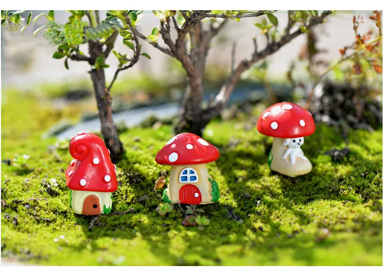 Mini Cute Resin Micro Landscape Decoration Garden Decor Miniatures Mushroom Decor Resin Mushroom