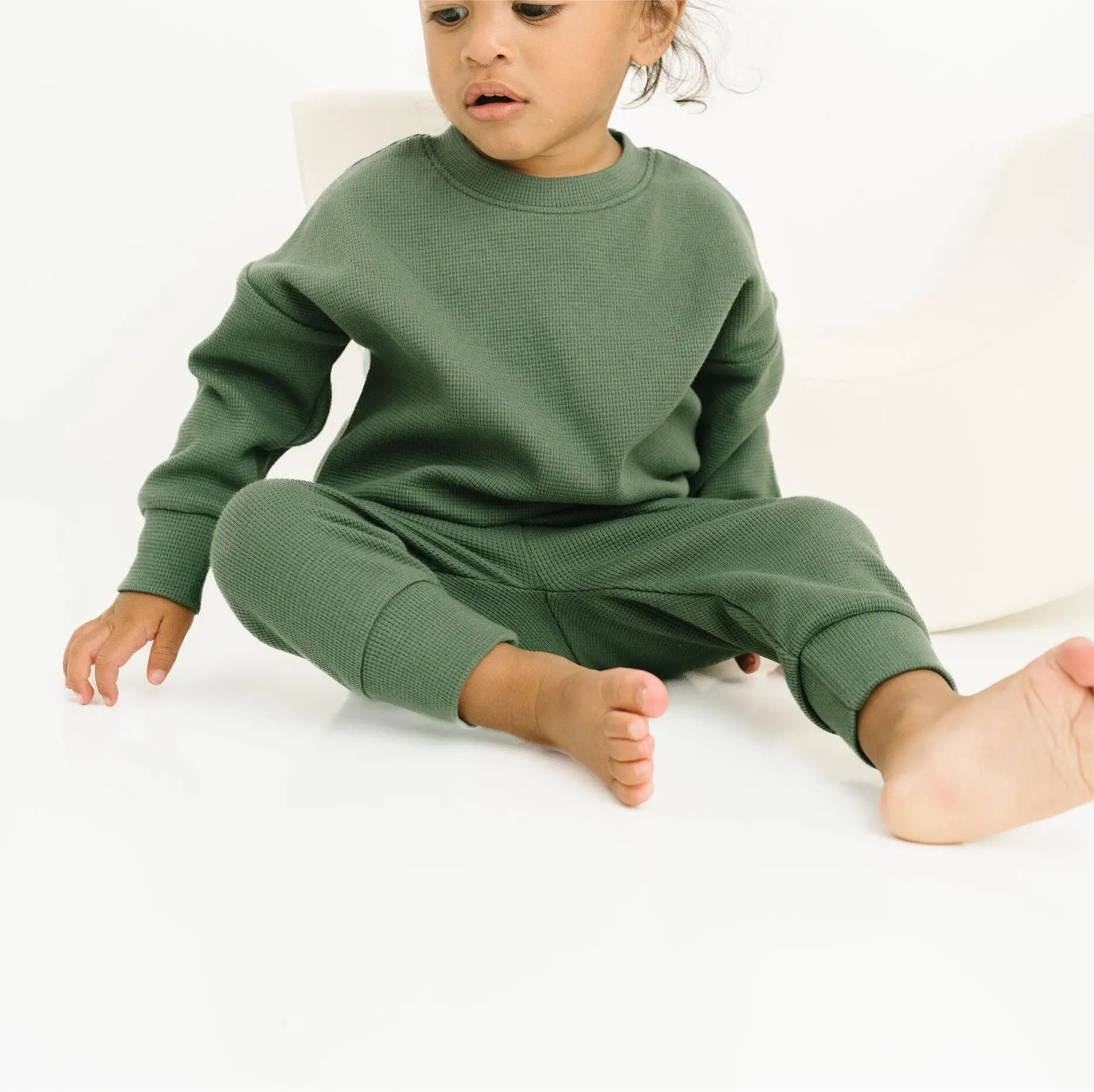 OEM Wholesale Children Boutique Clothes Kids Casual Waffle Crewneck Pullover Sports Style Wear Boys 2 Pieces Sets