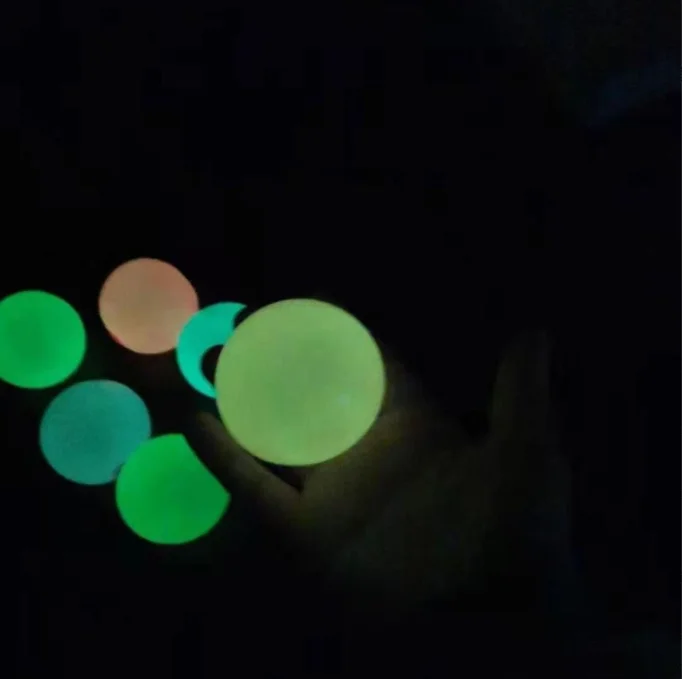 Funny Globble Anti Stress Relief Squeeze Sticking to The Wall Ball to The Ceiling Glow in The Dark