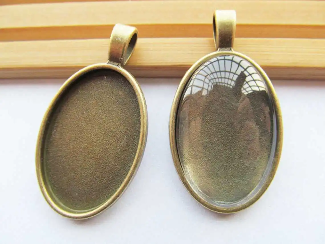 Hot Selling Super Popular Customizable Filigree Oval Base Setting Diy Photo Pendant Trays