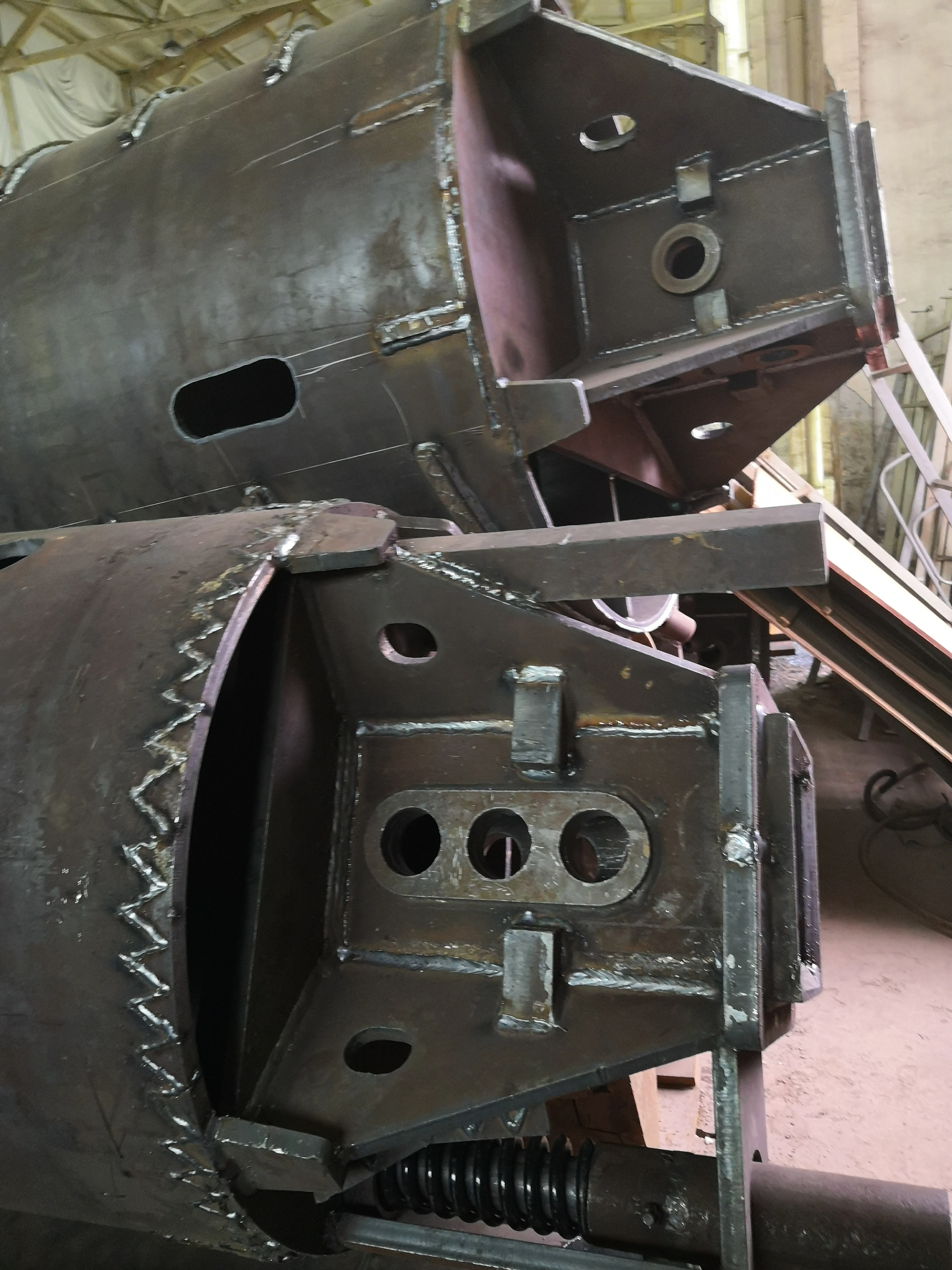 Drilling auger bucket basic construction