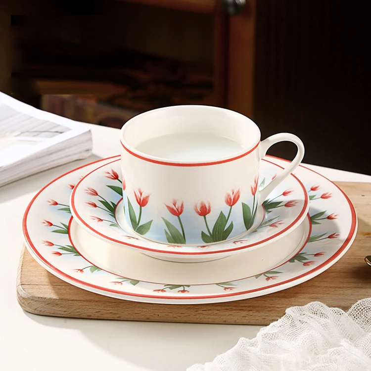 China Wholesale Custom tea small coffee cups set with Round Saucer Pink