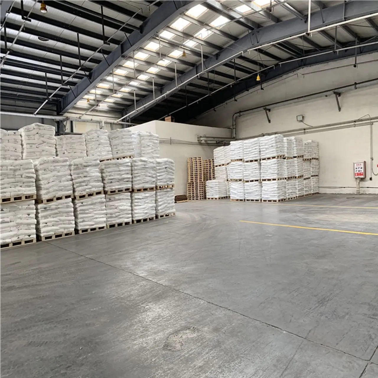 factory Calcium Phosphate with CAS 7758-87-4