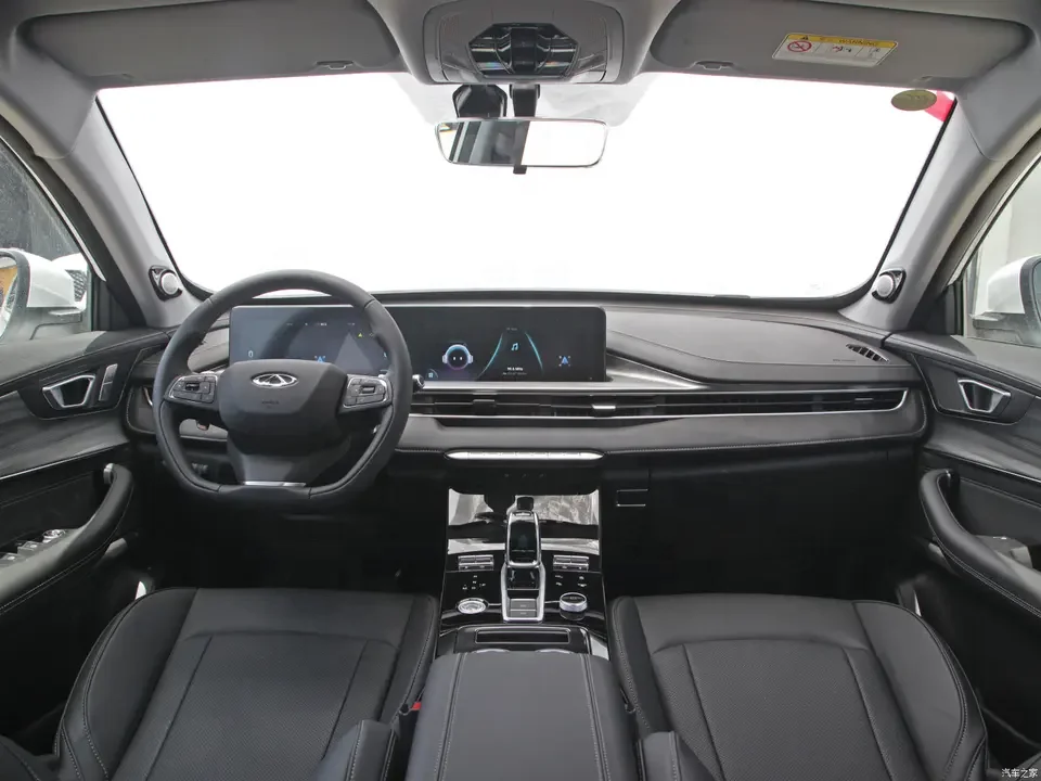 New Version Chinese-import-cars Chery Tiggo 8 PRO Gasolina SUV For Sale