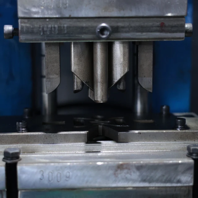 SF-QL high speed sofa zigzag spring forming machine for make spring for curve/srch/serpentine spring