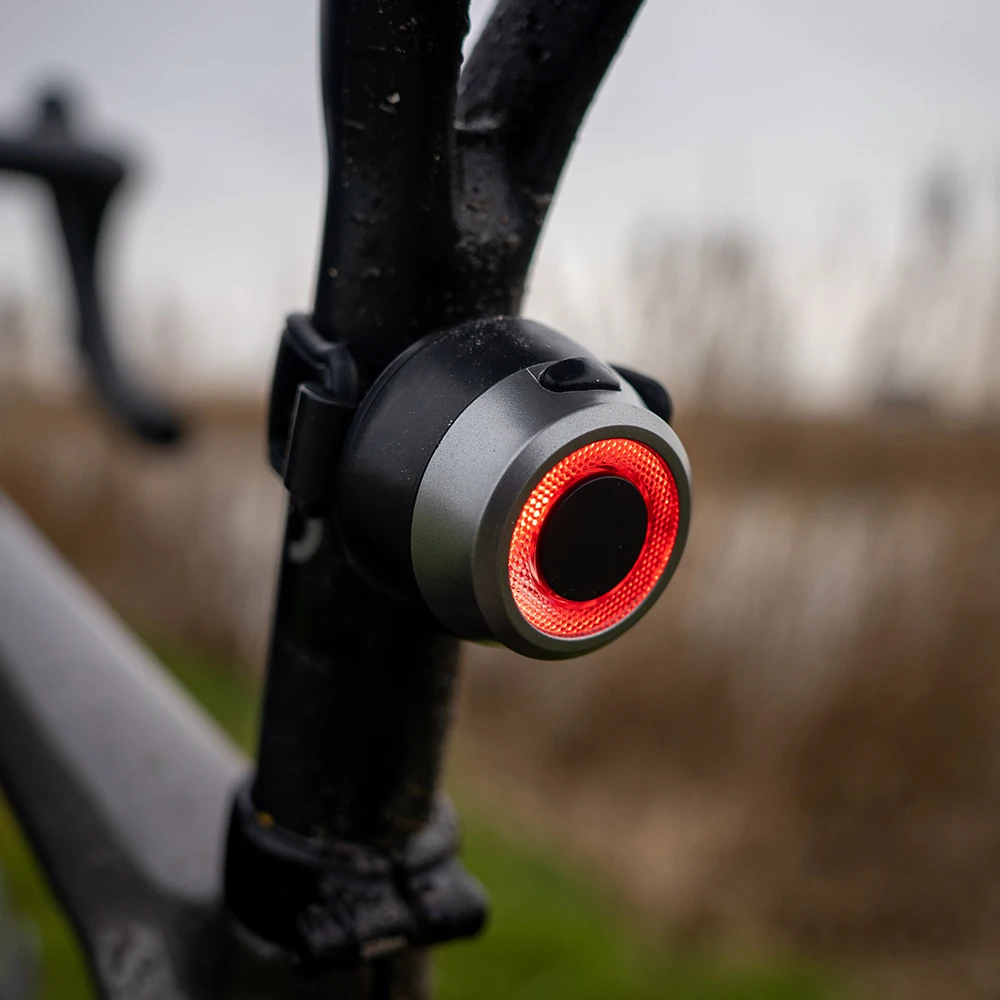 
Factory direct Sate-lite USB rechargeable bike light eletric bike rear light CREE LED waterproof 