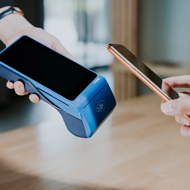 POS-терминал для розничной торговли/портативный Android со встроенным принтером/Android ручная POS-система с программным обеспечением