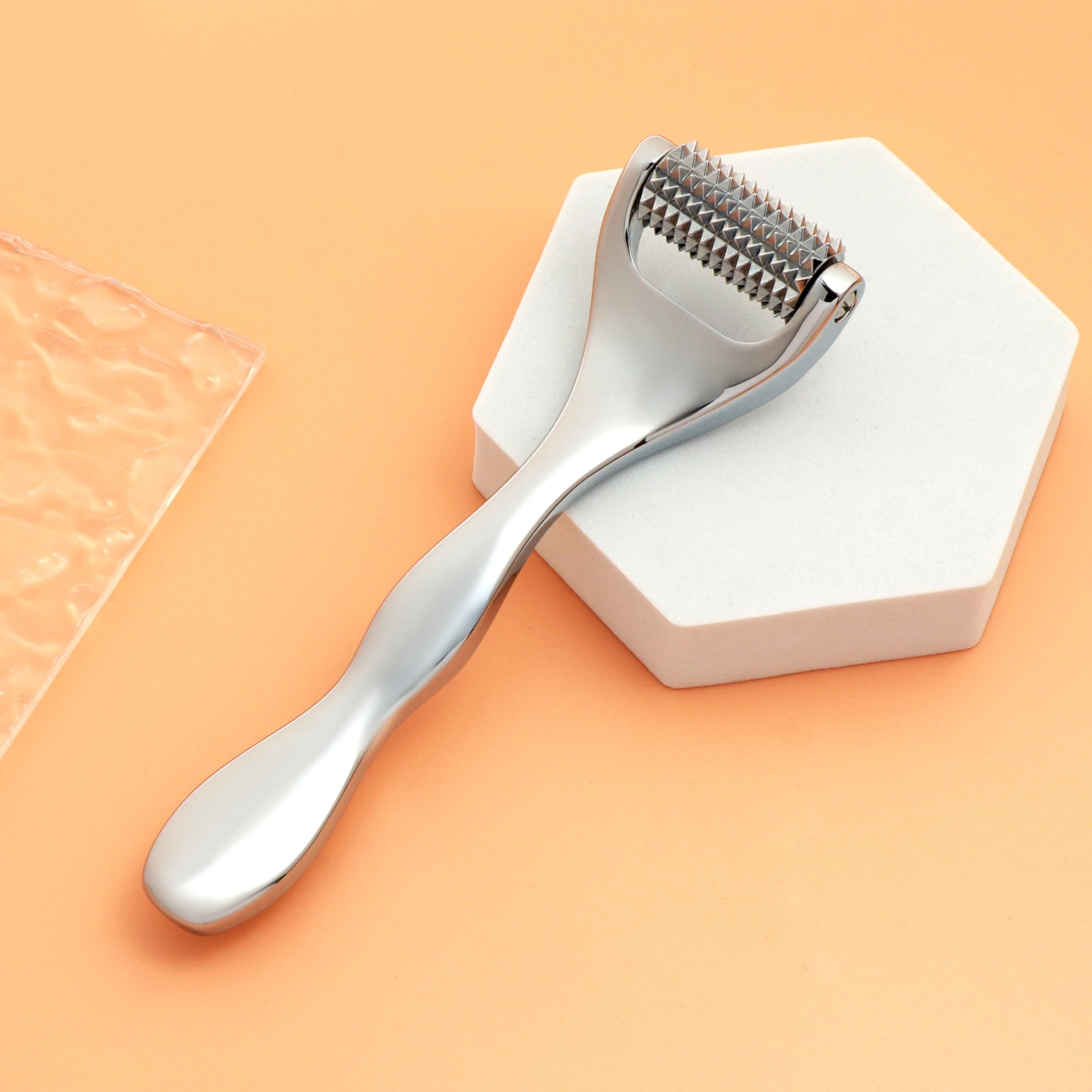 New Arrival Metal Micro Needle Anti Wrinkle Facial SkinCare Serum Face Beauty Derma Massage Roller