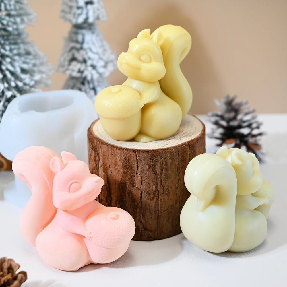 DM1069 3D Christmas Candle Silicone Mold DIY Cute Squirrel Animal Concrete Resin Ornament Molds For Festival Handicrafts