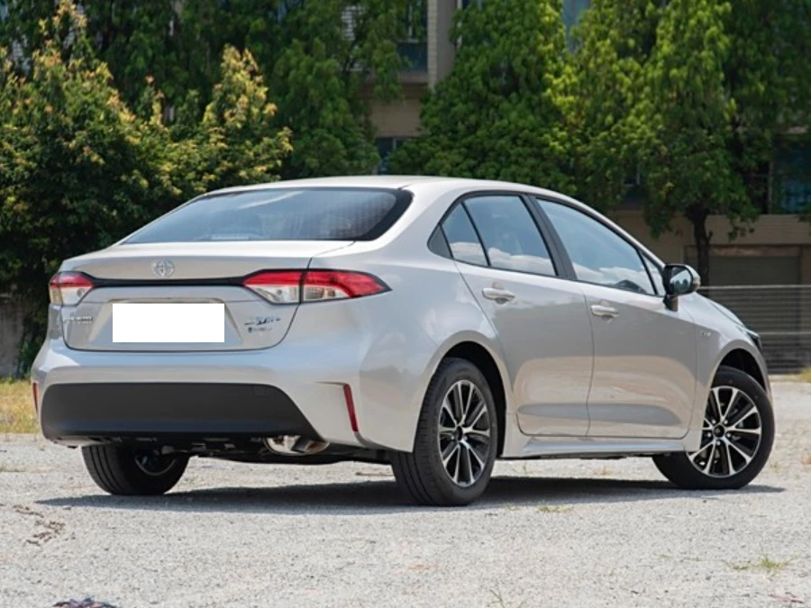 Прямая поставка с завода низкая цена автомобиль китайский GAC Toyota LEVIN 2024 модель 1 8 л ведущая версия