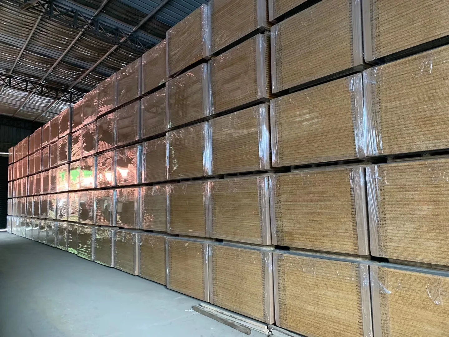 28 mm Container Plywood Flooring Eco Friendly Bamboo Wood Floor Flooring Plywood for Shipping Container