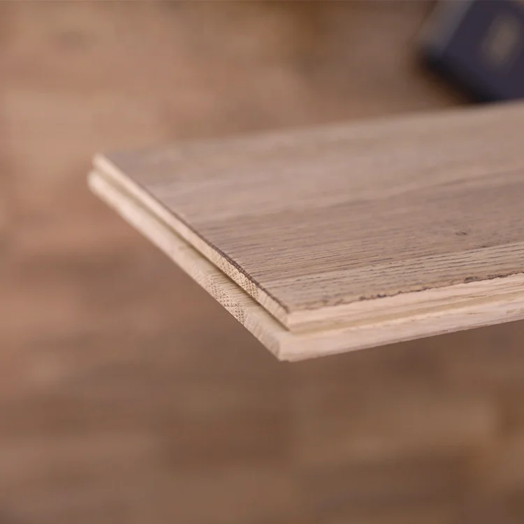 
18mm Slight Brushed Solid Oak UV Lacquered Finger Jointed Hardwood Flooring 