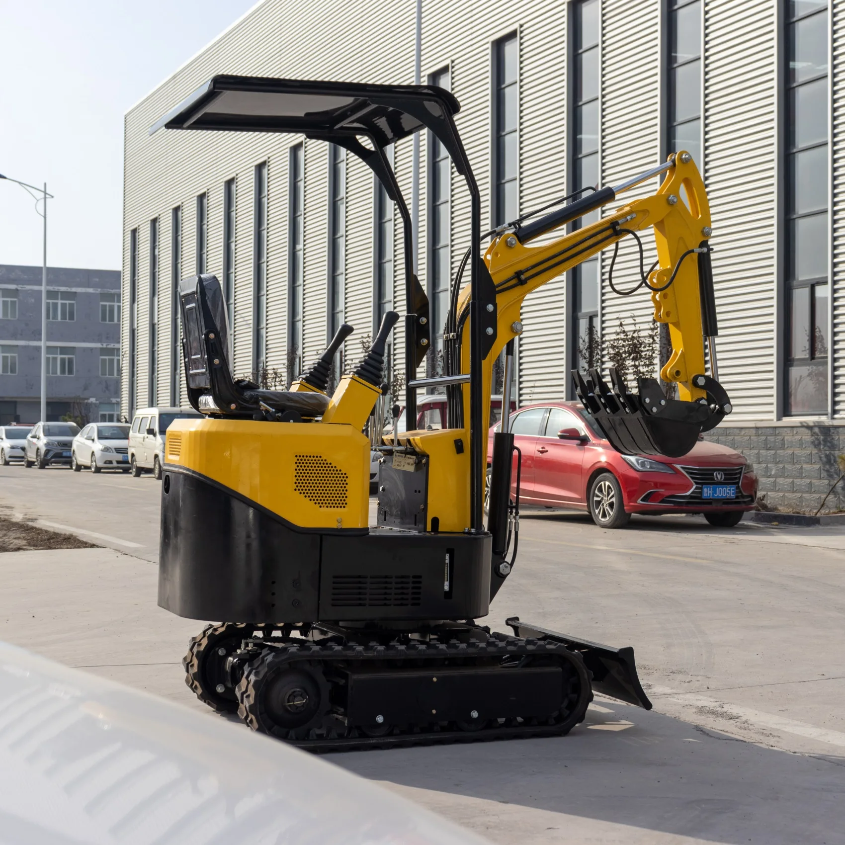 Chinese Manufacturer HT10C 1 Ton Mini Wheel Excavator New and Cheap Bucket Attachment