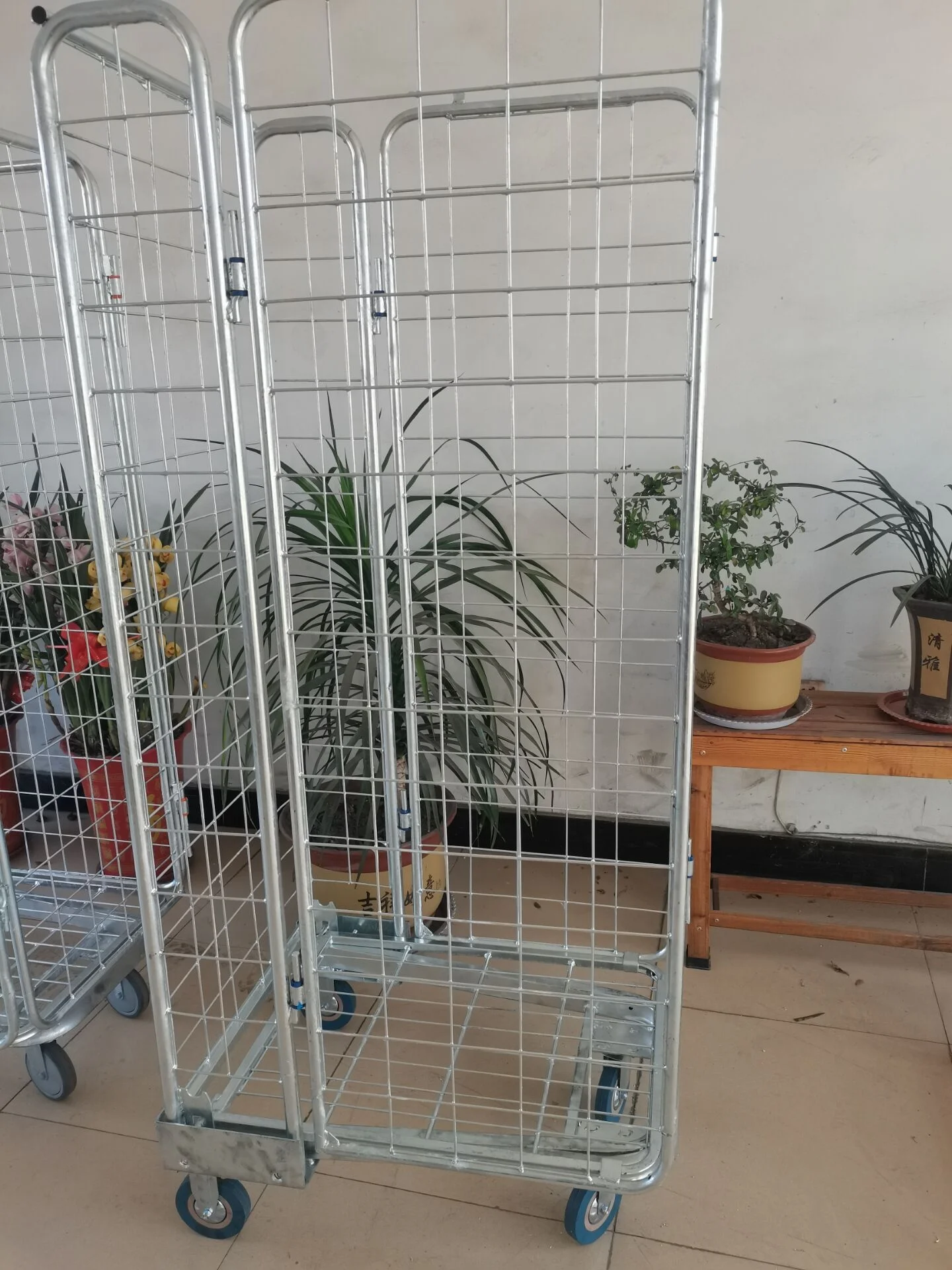 Lower Cost Wire Mesh Four Sided Nestable & Foldable Roll Container Trolley
