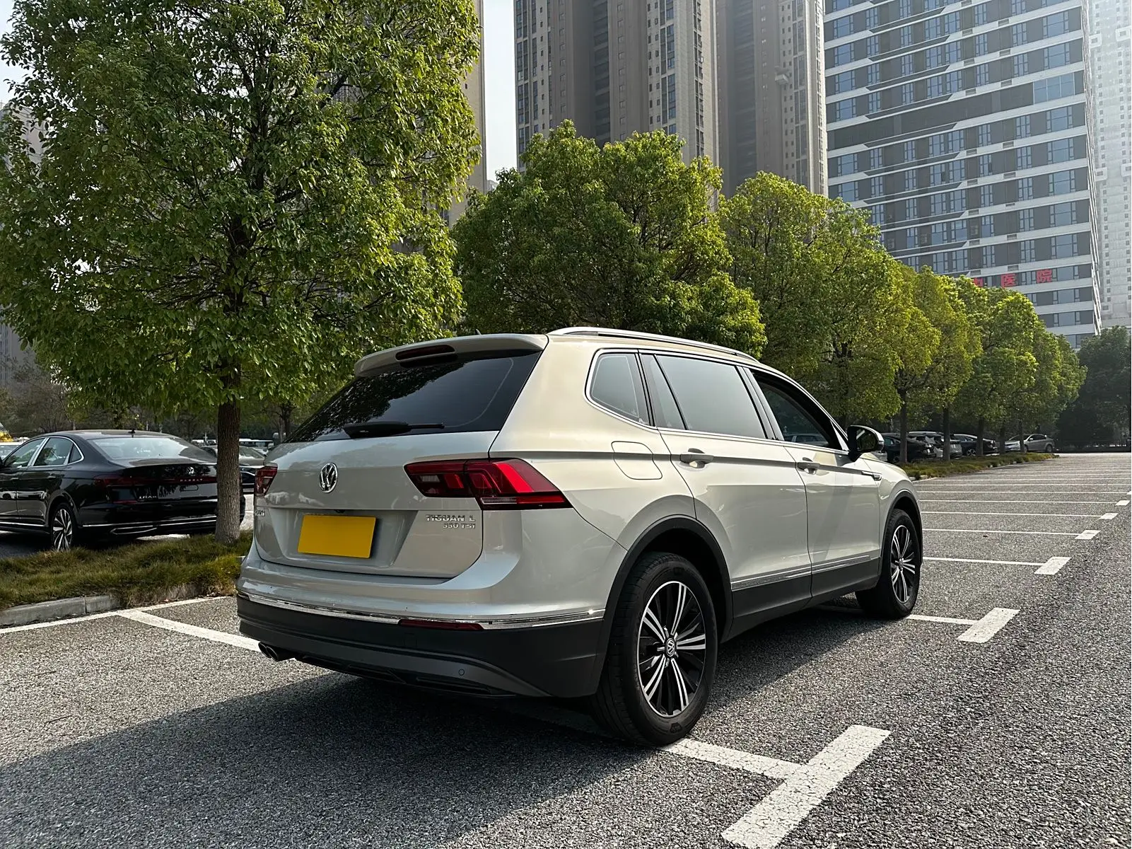2017 Volkswagen Tiguan L Comfort Edition 330TSI турбо автоматический 2WD 8L бензиновый/газовый двигатель 17 металлический багажник на крышу кожаный свет FWD