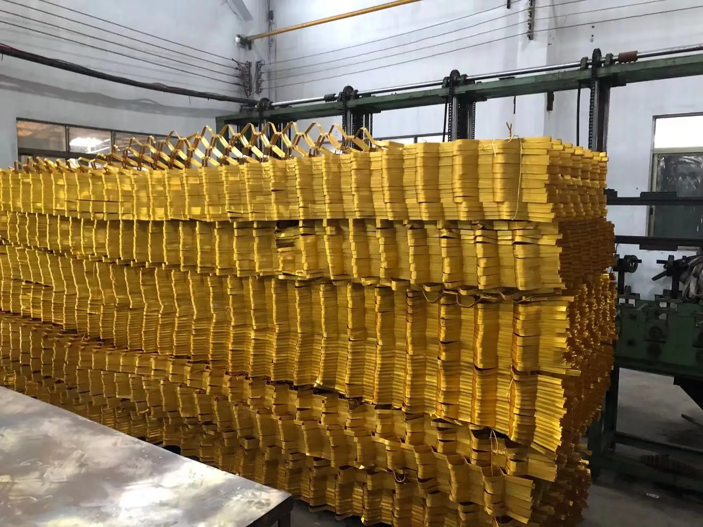 Asian New customized perforated decorative high quality expanded Aluminium Mesh Panel