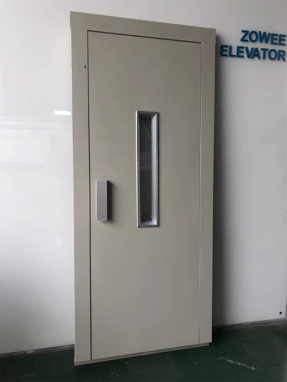 Zowee factory price 800mm Painted stainless steel villa elevator semi-automatic door manual doors for elevator