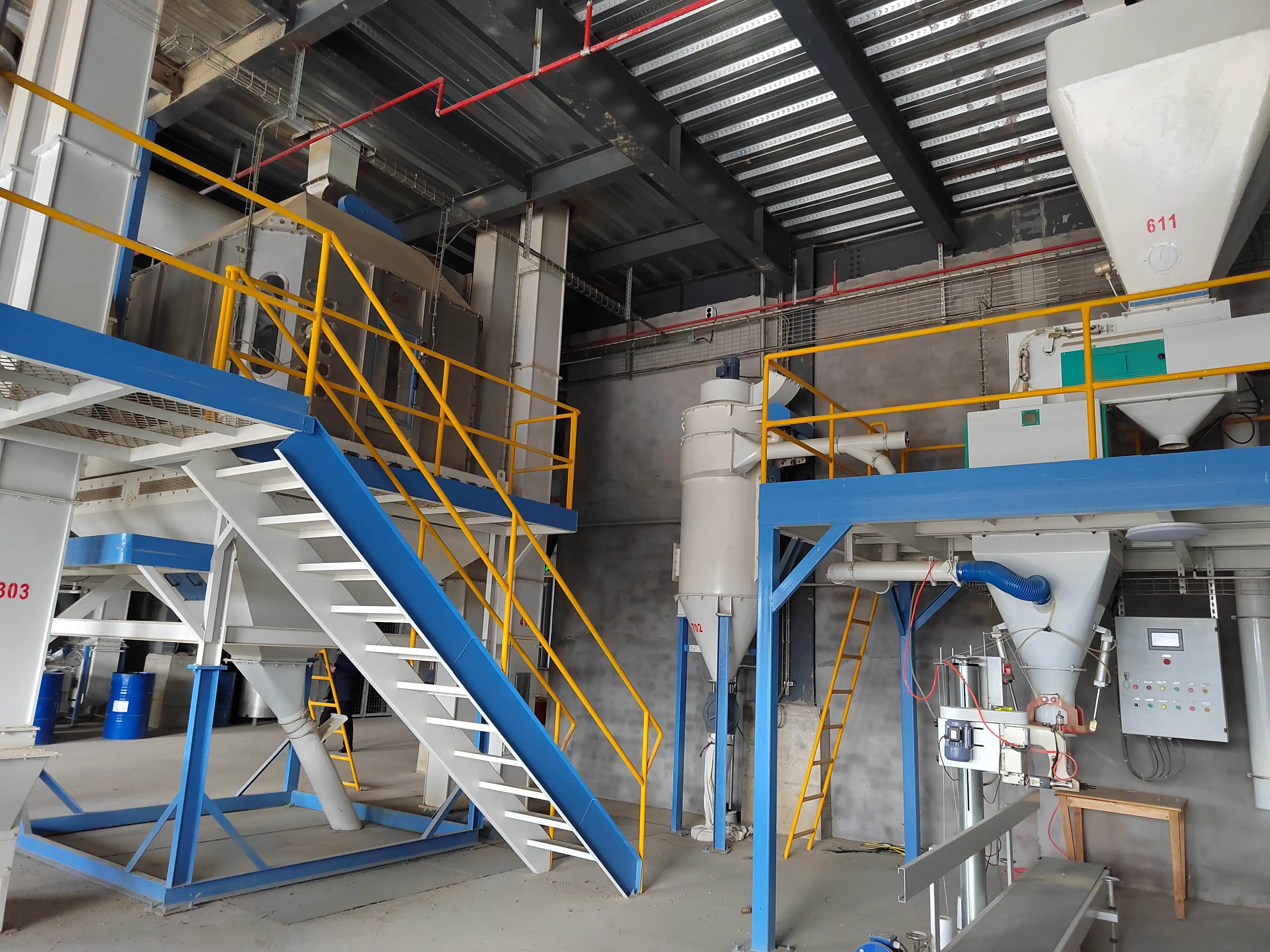 Yongli 1-2t/H Shrimp Aqua Feed Mill Shrimp Crab Fish Feed Production Line Floating Feed Pellet Machine