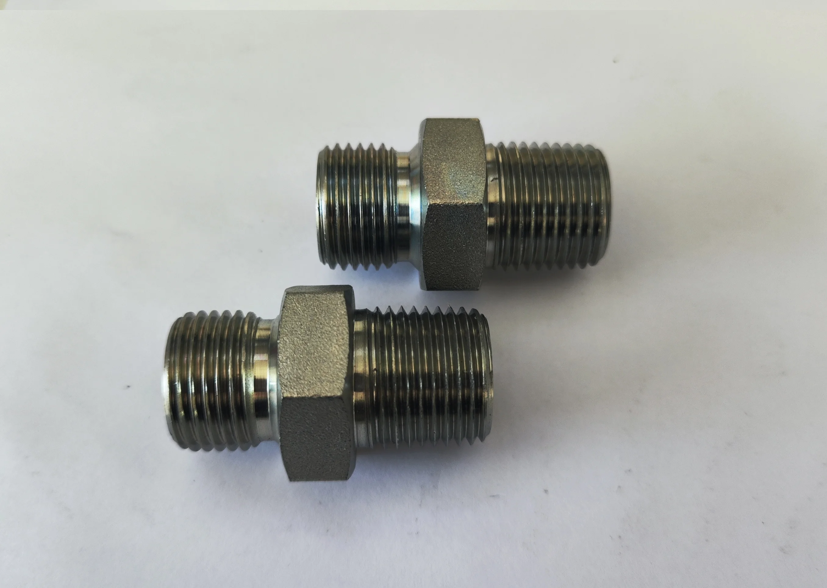 Double Use British Hydraulic Adaptor Bsp Male 60 Deg. Cone Seat/Bonded Seal NPT Male-1BN