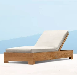 Factory Hot Selling Outdoor Teak Deck Chair Sunbed Villa Hotel Garden Sun Lounger Terrace Pool Chair Deck Chair