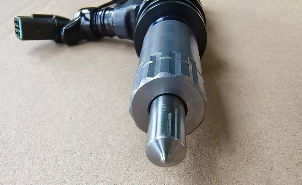 High Quality Common Rail Injector 095000-5450 Nozzle for MITSUBISHI 6M60 Fuso ME302143 7.5L Denso Diesel Engine Fuel Injector
