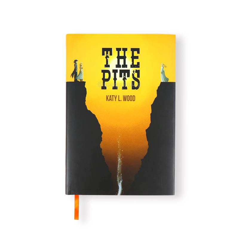 China Publishing Service Holographic Foil Book Custom Hardback Book Printing Sprayed Edges