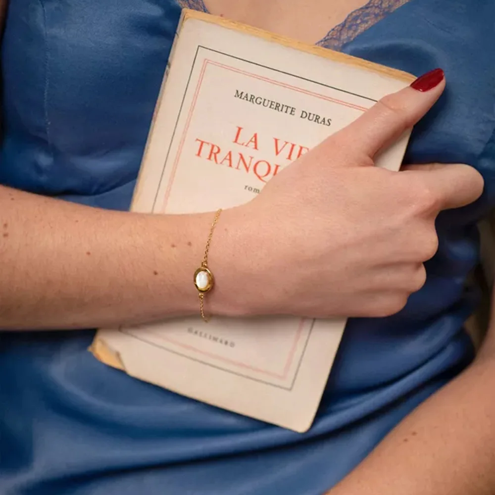 New design  18K Gold Plated Stainless Steel Jewelry Set Shape White Cat Eye Opal Stone Pendant Necklace