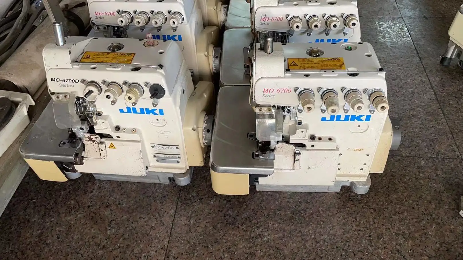 1/6 Secondhand JUKI Overlock 6714 Four Threads Direct Drive Overlock Sewing Machines