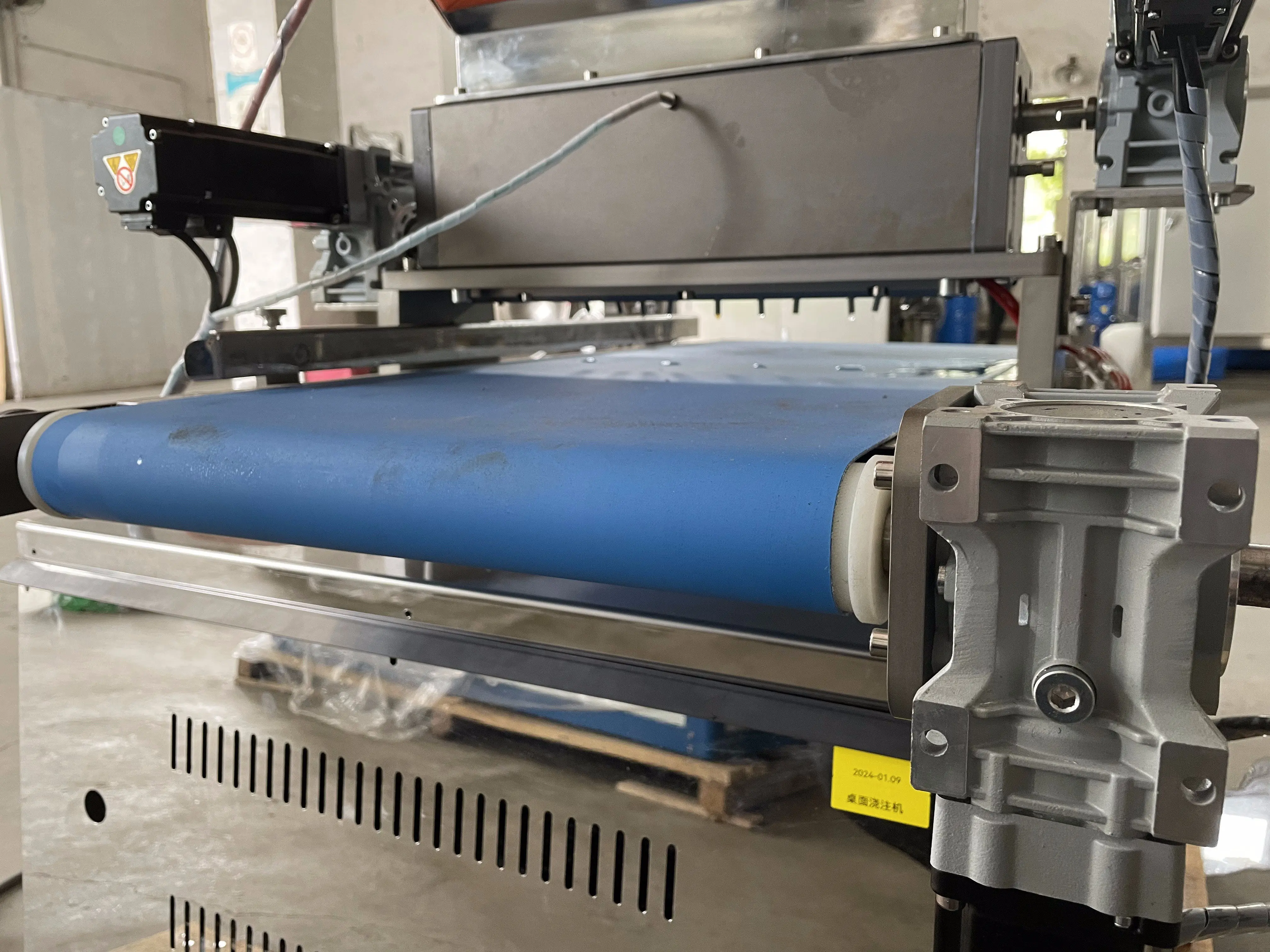 Многоцелевая полуавтоматическая малогабаритная лабораторная машина для хранения сахарного желе леденцов шоколада